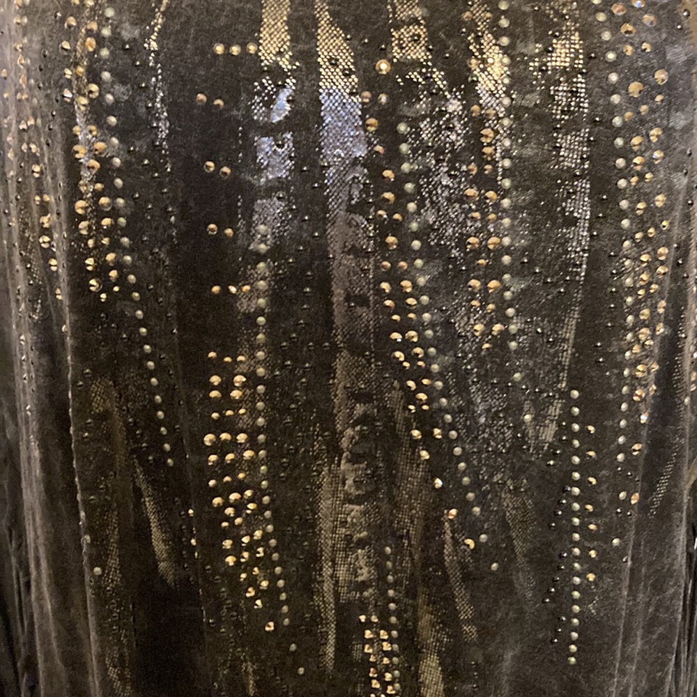 Voice of California off-black fringed & studded top. Dark Hippie chic. - Picture 4 of 5